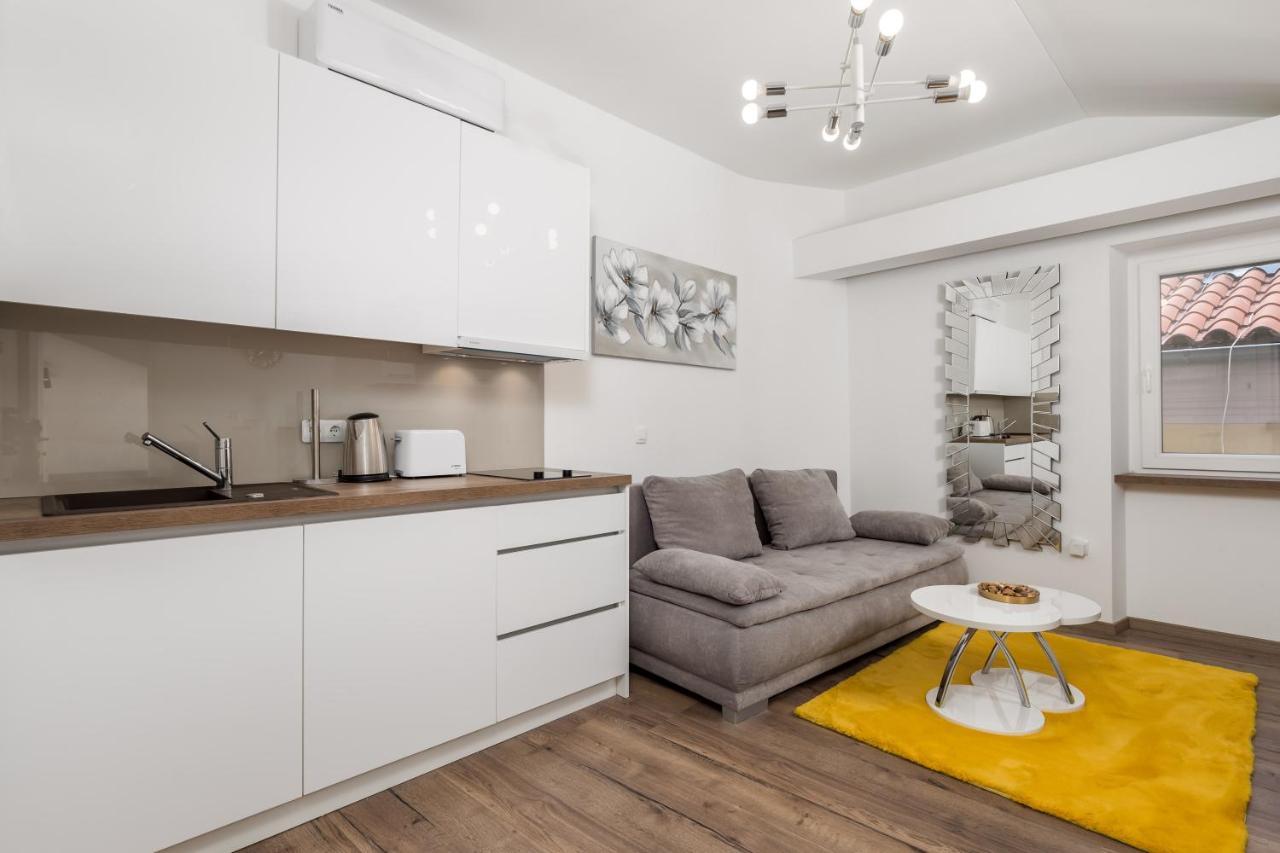Central Apartments Dalmatina ริเยกา ภายนอก รูปภาพ